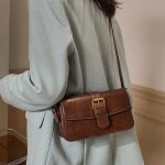 Women's Buckle in the Middle Schulter Messenger Bags