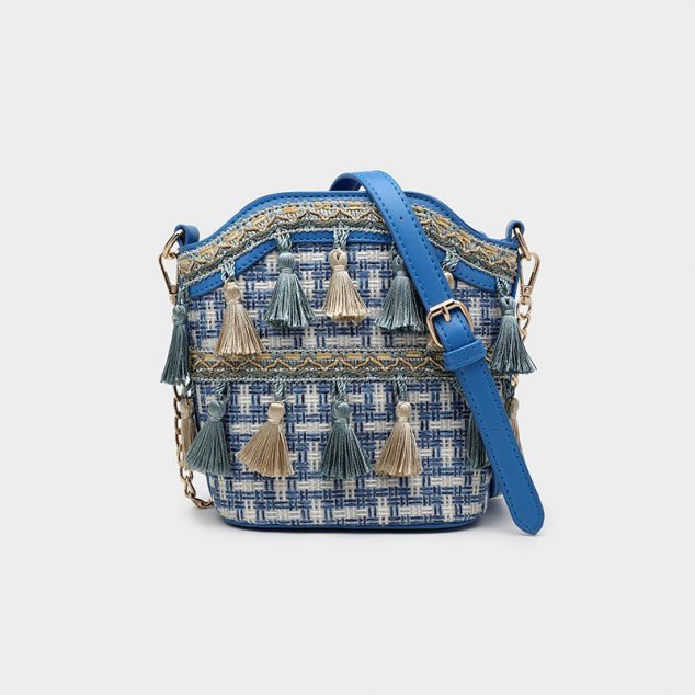Women's Woven Tassel Bucket Bags