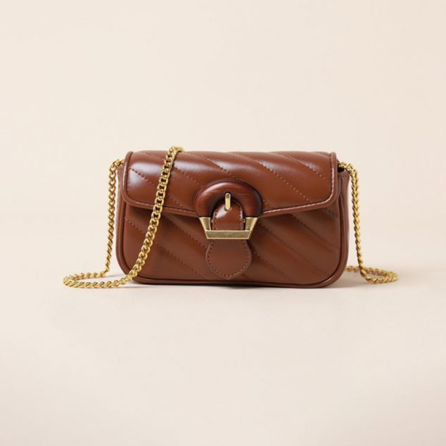 Women's Quiilted Buckle Mini Crossbody Bags