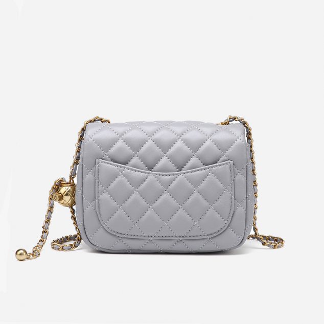 Women's Quilted Chains Crossbody Bags in Genuine Leather - ROMY TISA
