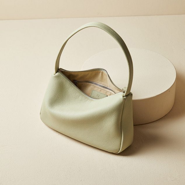 Women's Lychee Grain Genuine Leather Simple Baguette Bags