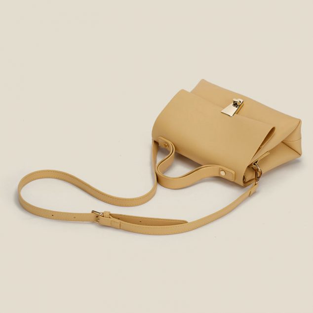 Women's Flap Hand Bags in Vegan Leather with Shoulder Strap