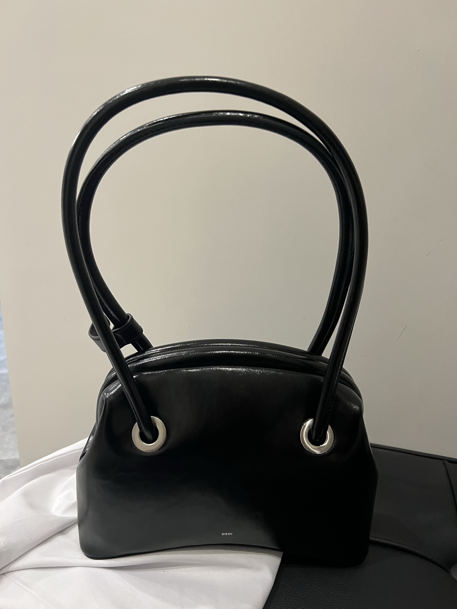 Women's New Moon Shoulder Handbags in Oily Genuine Leather photo review