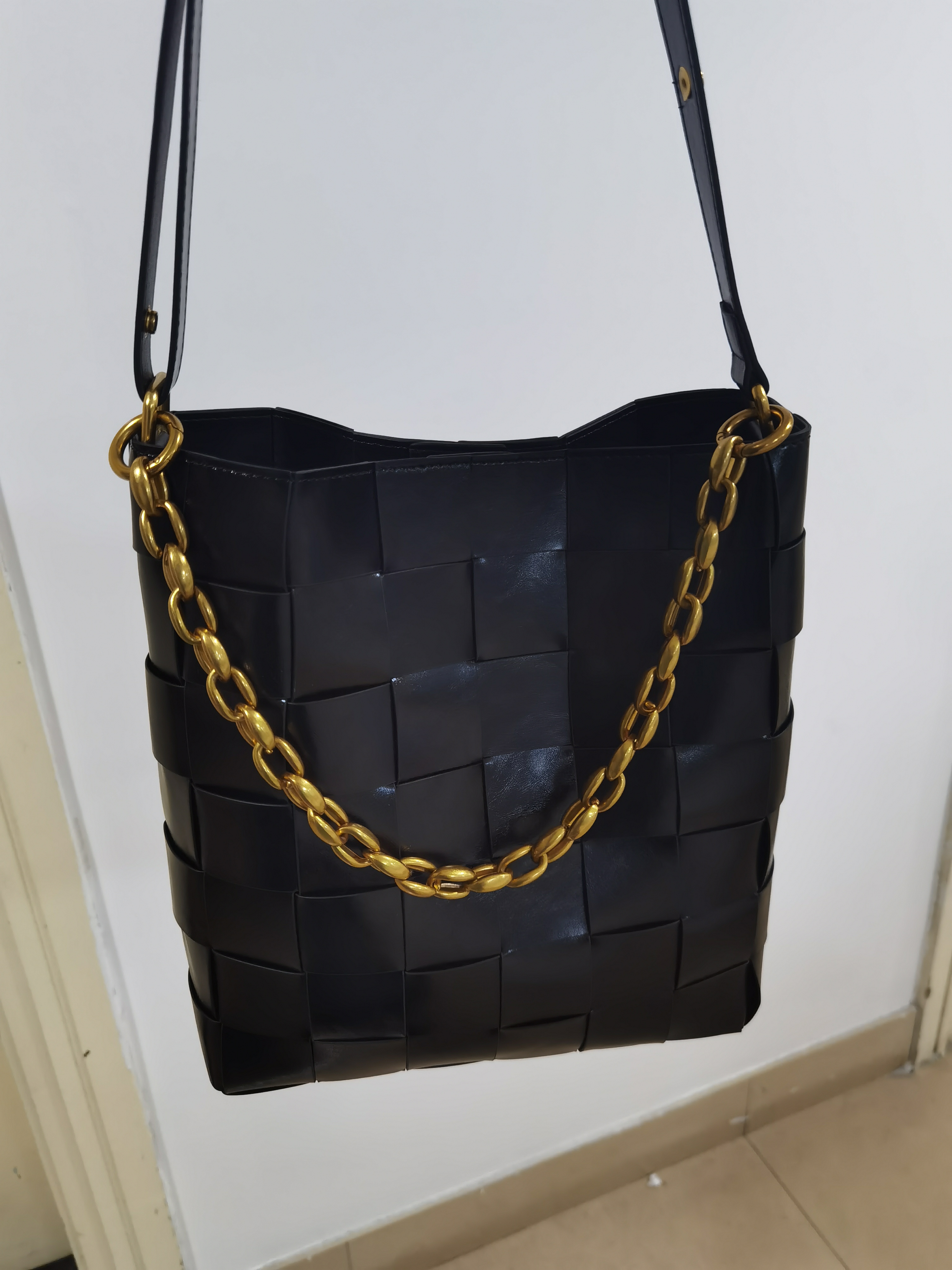 Women's Woven Tote Bags in Genuine Leather photo review