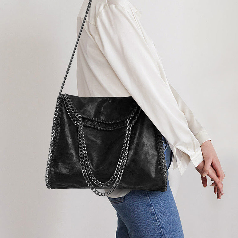 Women's Chains Large Vegan Hobo Bags in Black