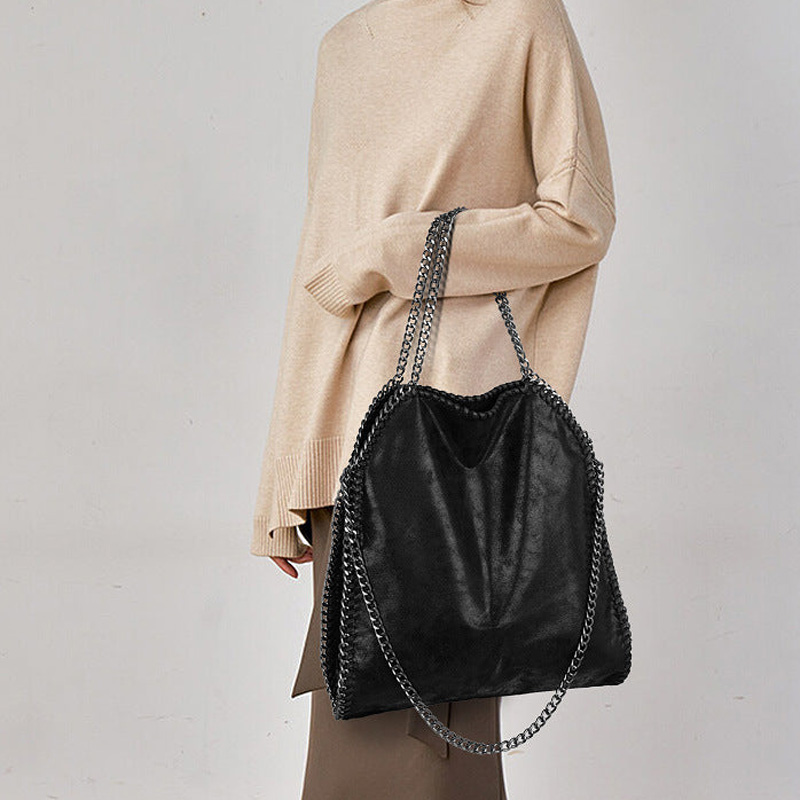 Women's Chains Large Vegan Hobo Bags in Black