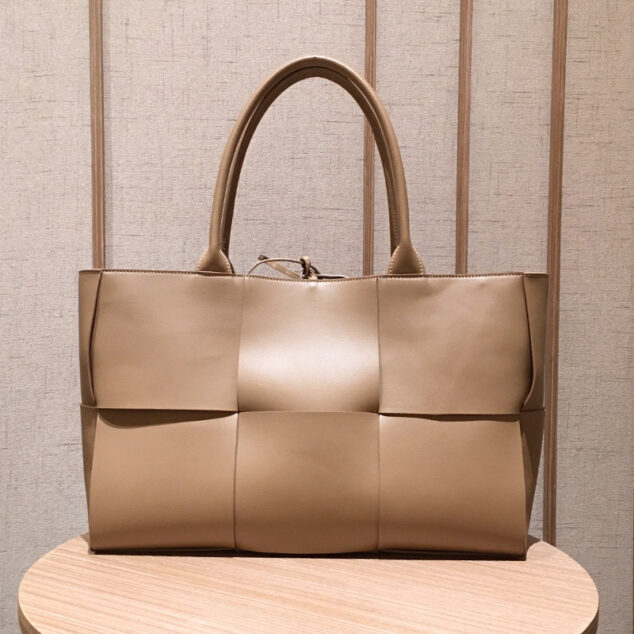 Women's Woven Large Genuine Leather Tote Bags