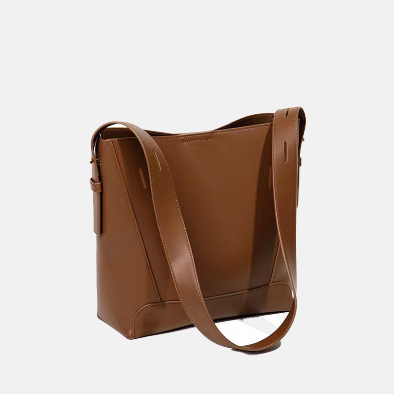 Women's Large Capacity Leather Bucket Bag
