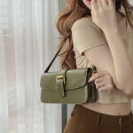 Women's Buckle in the Middle Shoulder Messenger Bags