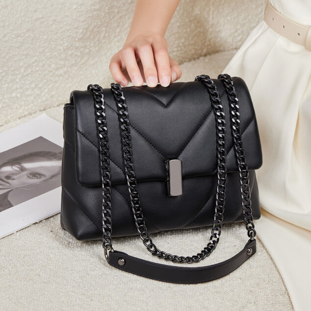 Women's Black Quilted Vegan Leather Chain Crossbody Bags - ROMY TISA
