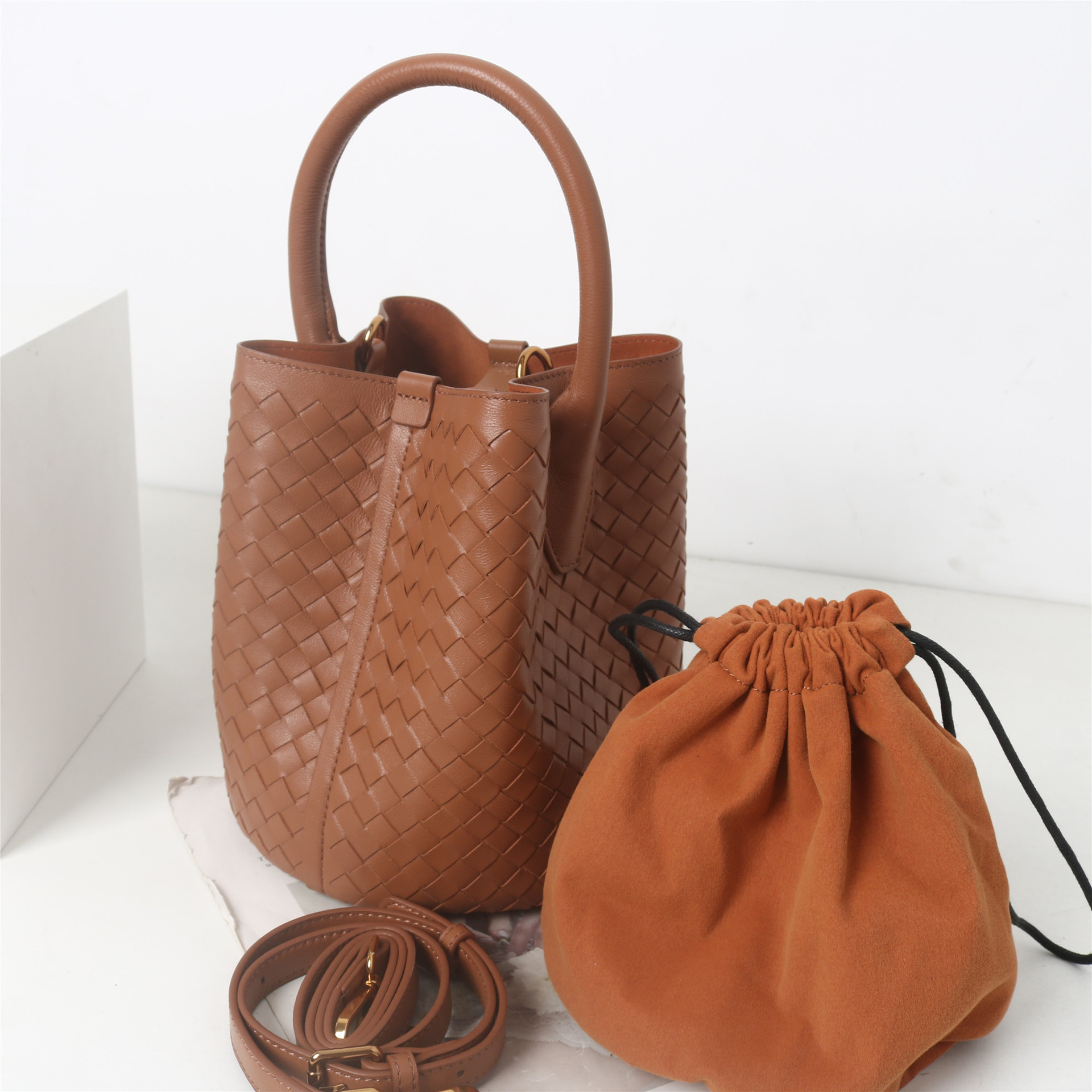 Women's Foldable Braided Handle Bucket Bags in Genuine Leather - ROMY TISA