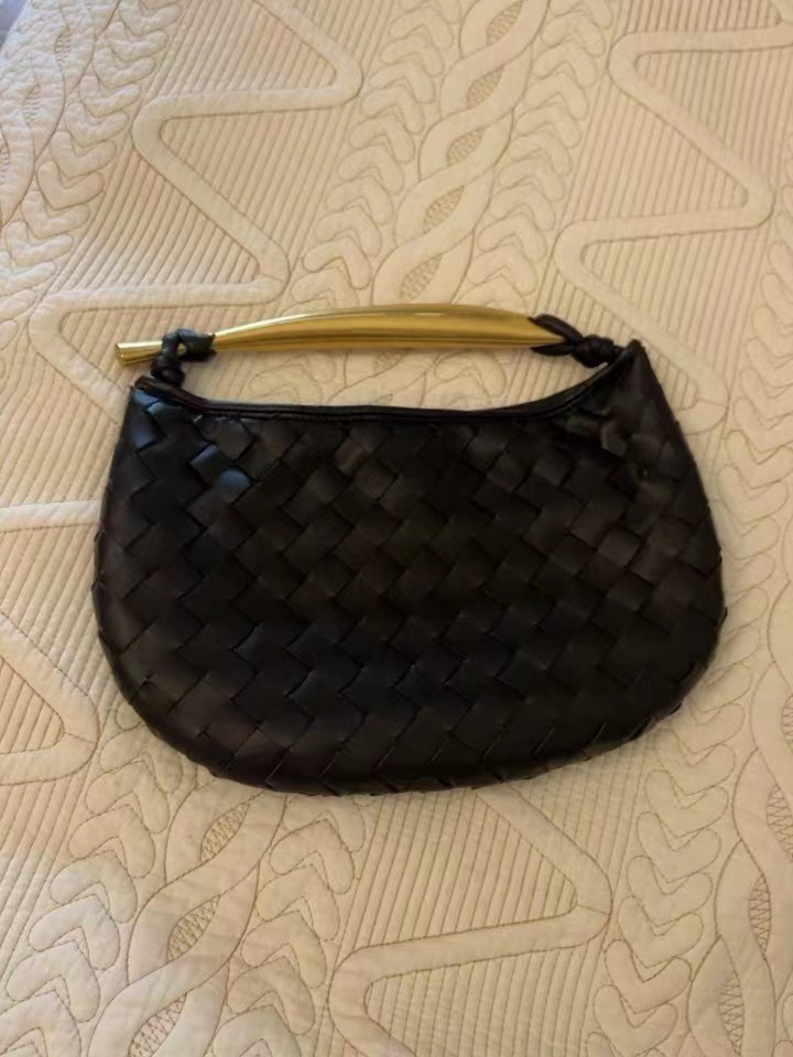 Women's Mini Woven Leather Crossbody Clutch Bag photo review