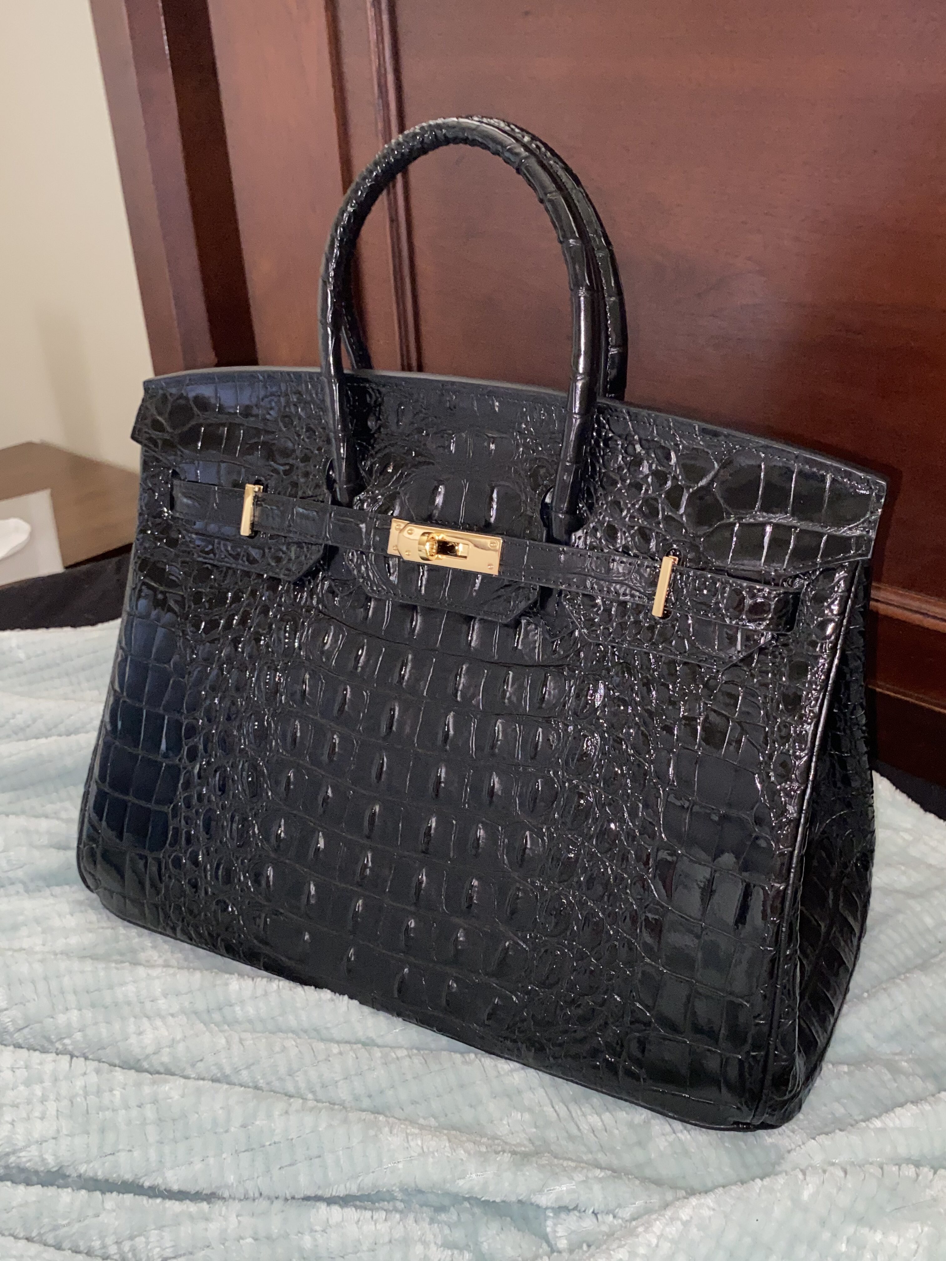 Women's Alligator Print Top Handle Bags in Split Leather photo review
