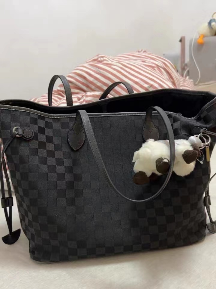 Women's Black Checkerboard Large Tote Bags with Purse photo review