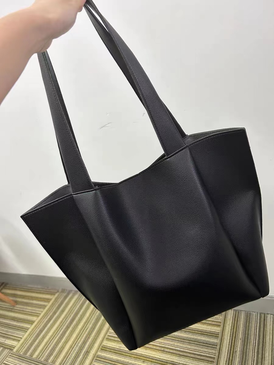 Women's Minimalism Large Tote Bags in Vegan Leather photo review