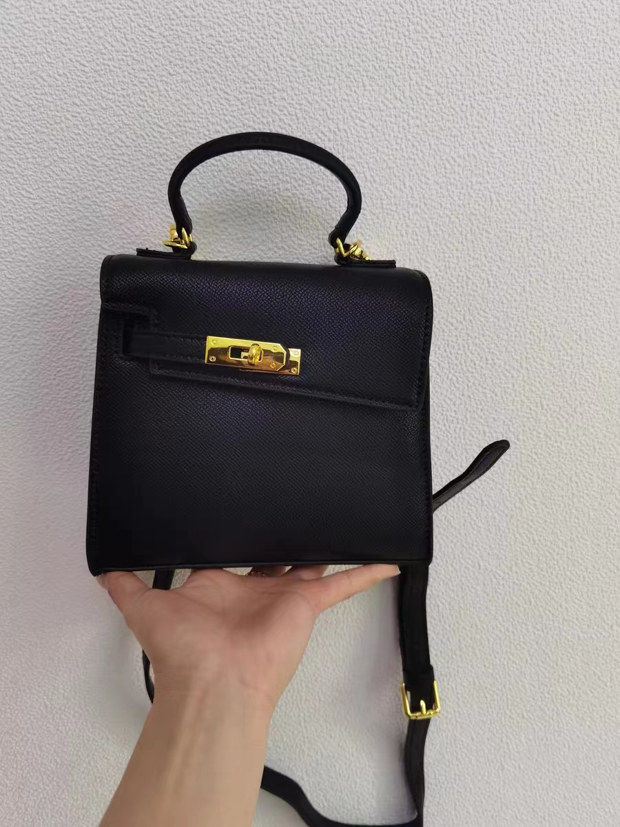 Women's Small Polyester Shoulder Bag with Lock Buckle photo review