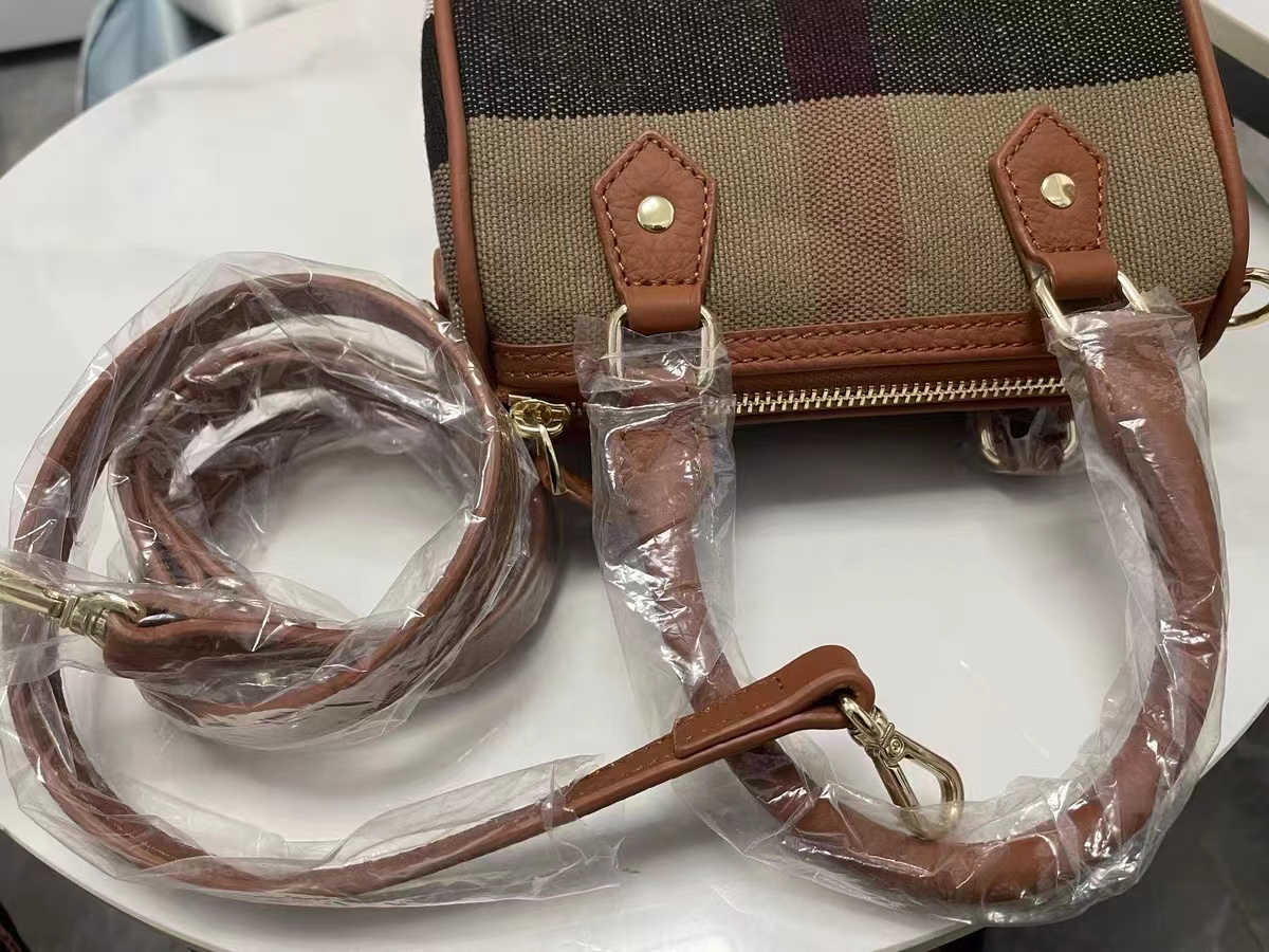 Women's Mini Brown Patchwork Linen Crossbody Handbags photo review