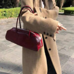 Women's Minimalist Zipper Single Shoulder Baguette Bag in Genuine Leather