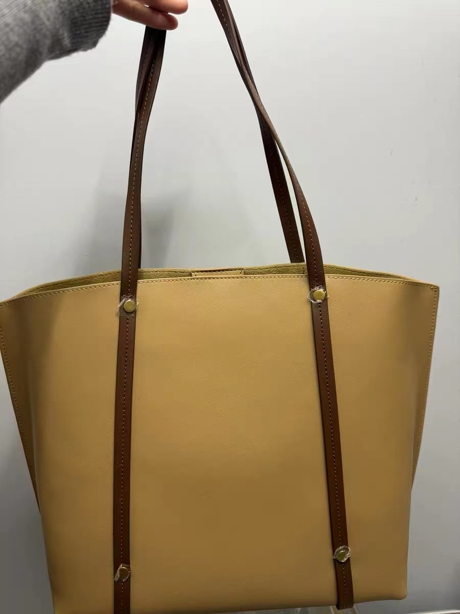 Women's Minimalist Genuine Leather Tote Bags in Tan photo review