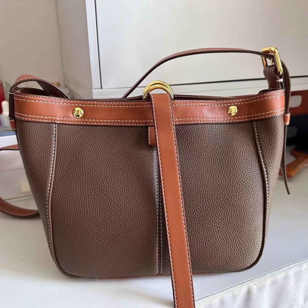 Women's Stitching Genuine Leather Tote Bags with Interior Pouch photo review