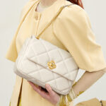 Women's PU Material Carved Buckle Quilted Crossbody Shoulder Chain Bag