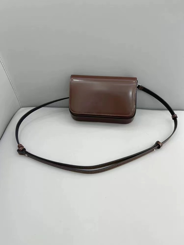 Women's Genuine Leather Minimalist Flap Crossbody Box Bag photo review