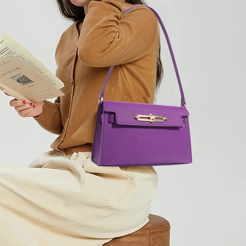 Women's Genuine Leather Lock Buckle Crossbody Shoulder Baguette Bag With Vintage