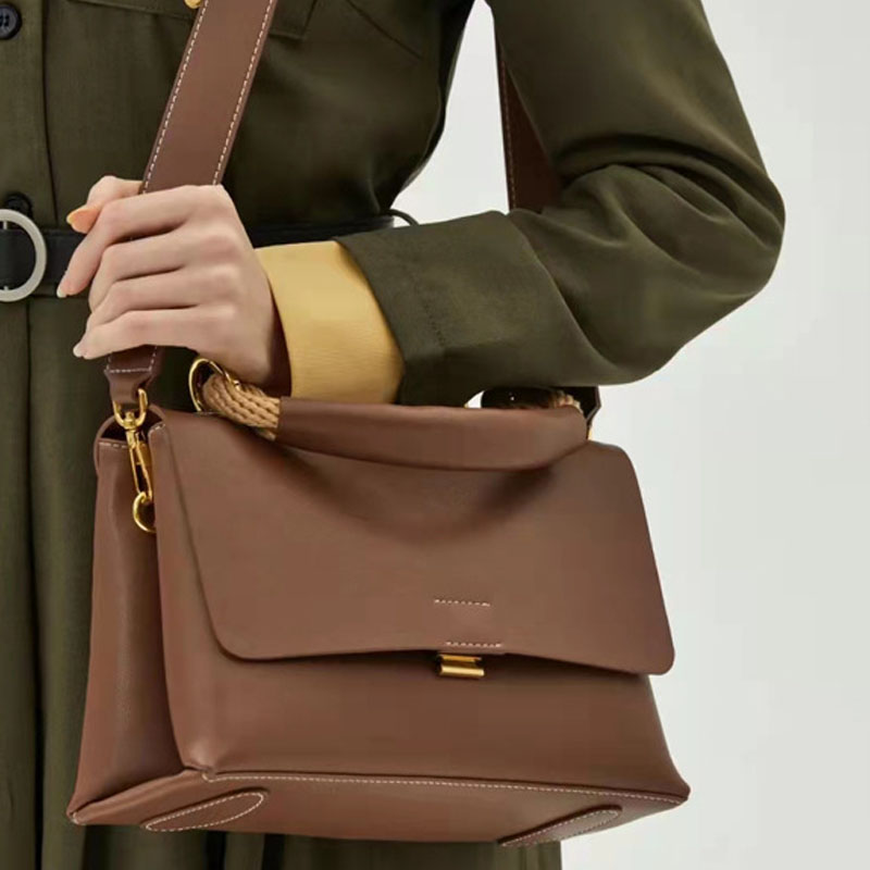 Women's Leather Vintage Lock Buckle Crossbody Messenger Handbags
