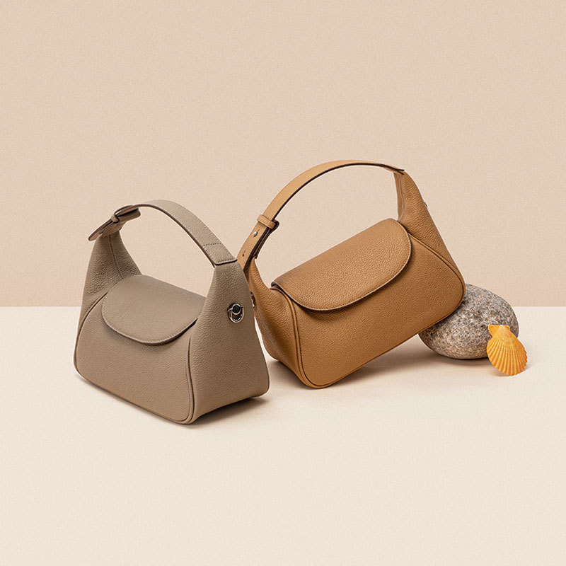 Women's Lychee Pattern Genuine Leather Minimalist Magnetic Closure Crossbody Handbags