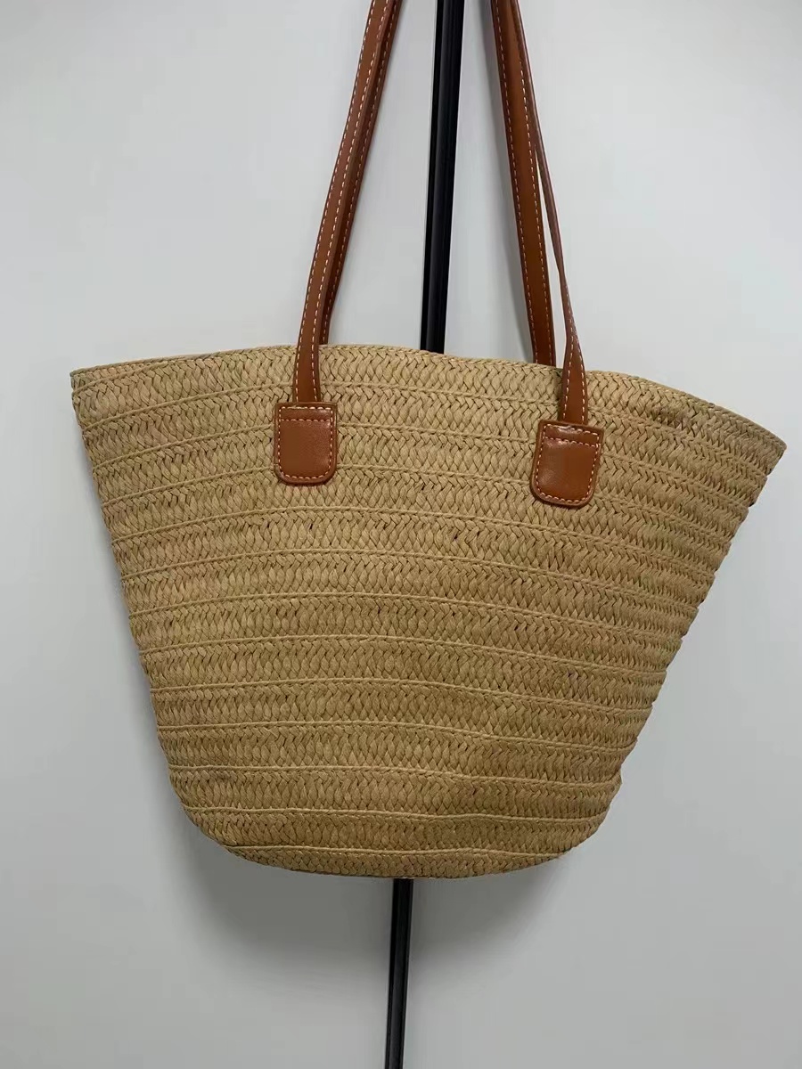 Women's Woven Straw Beach Tote Bag with Large Capacity photo review