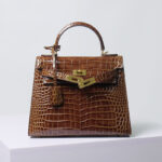 Women's Crocodile Genuine Leather Lock Buckle Crossbody Shoulder Top Handle Bag In Vintage