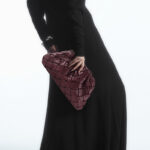 Women's Minimalist Woven Pleated Cloud Shaped Crossbody Shoulder Clutch Bag
