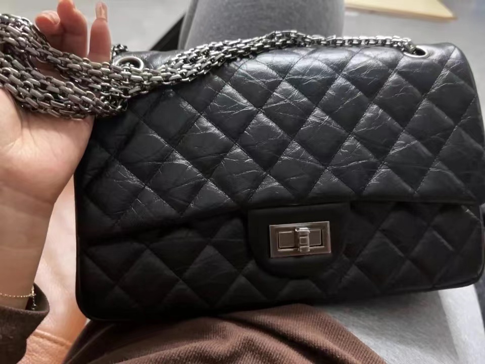 Women's Quilted Leather Lock Clasp Crossbody Chain Baguette Bags In Black photo review
