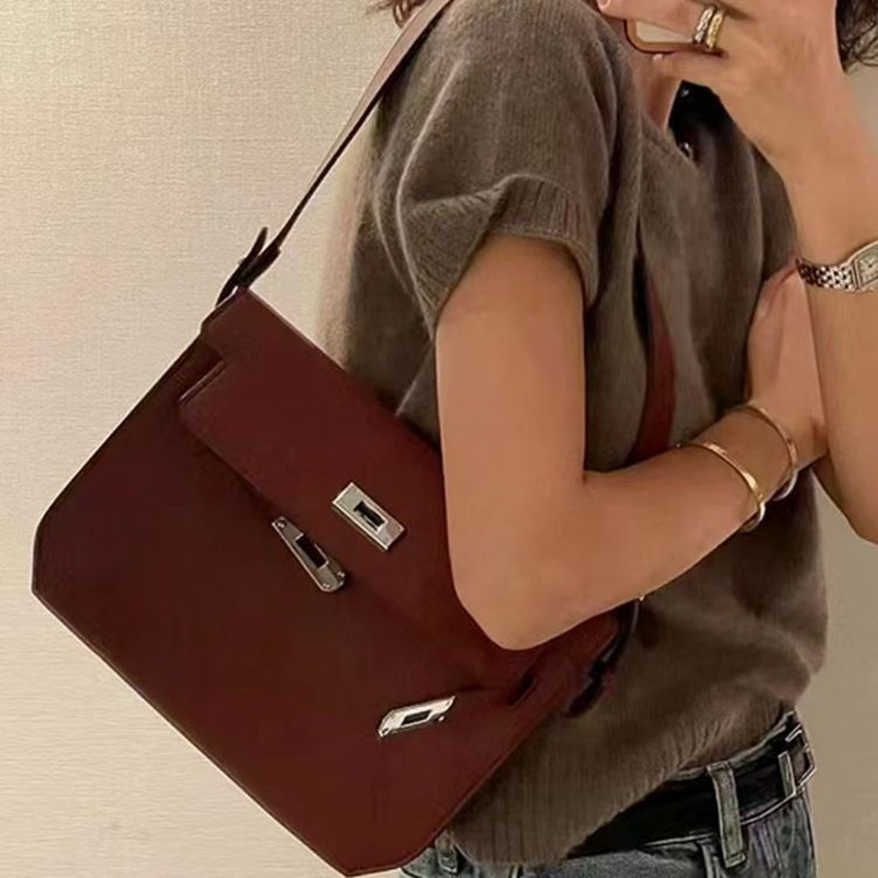 Women's Genuine Leather Lock Crossbody Shoulder Baguette Bag In Minimalist