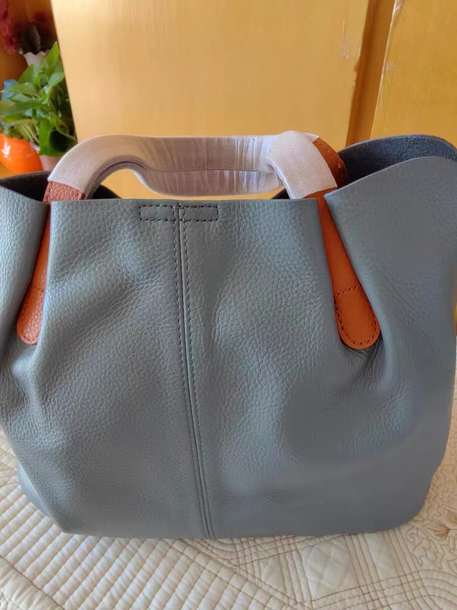 Women's Color-Block Leather Tote Bag with Shoulder Strap photo review