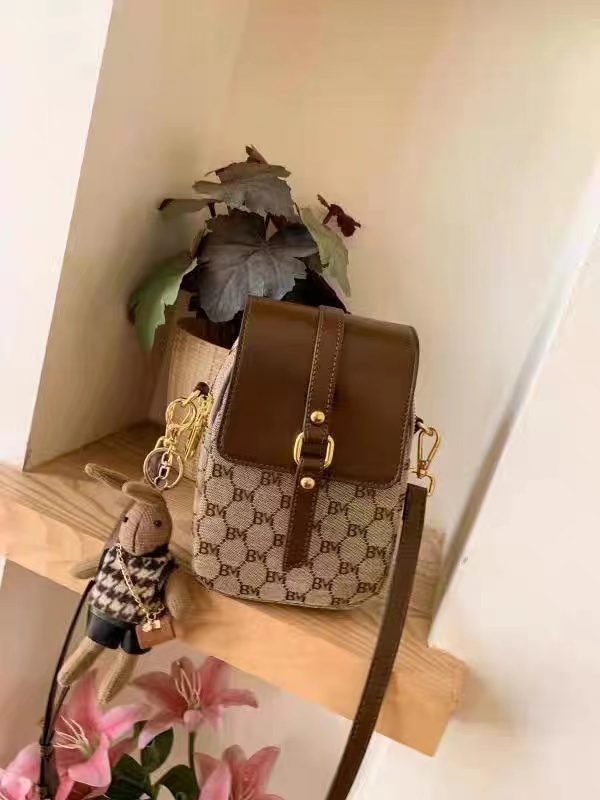 Women's Mini Coffee Vintage Old Flower Crossbody Tasche photo review