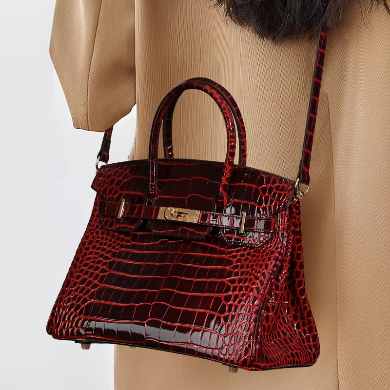 Sac à main en crocodile en cuir véritable à poignée supérieure minimaliste avec serrure