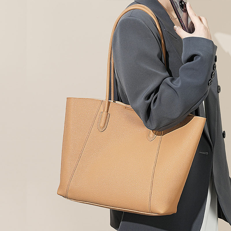 Women's Genuine Leather Minimalist Shoulder Tote Bag