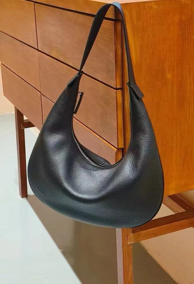 Women's Minimalist Genuine Leather Lychee Texture Shoulder Hobo Bag photo review