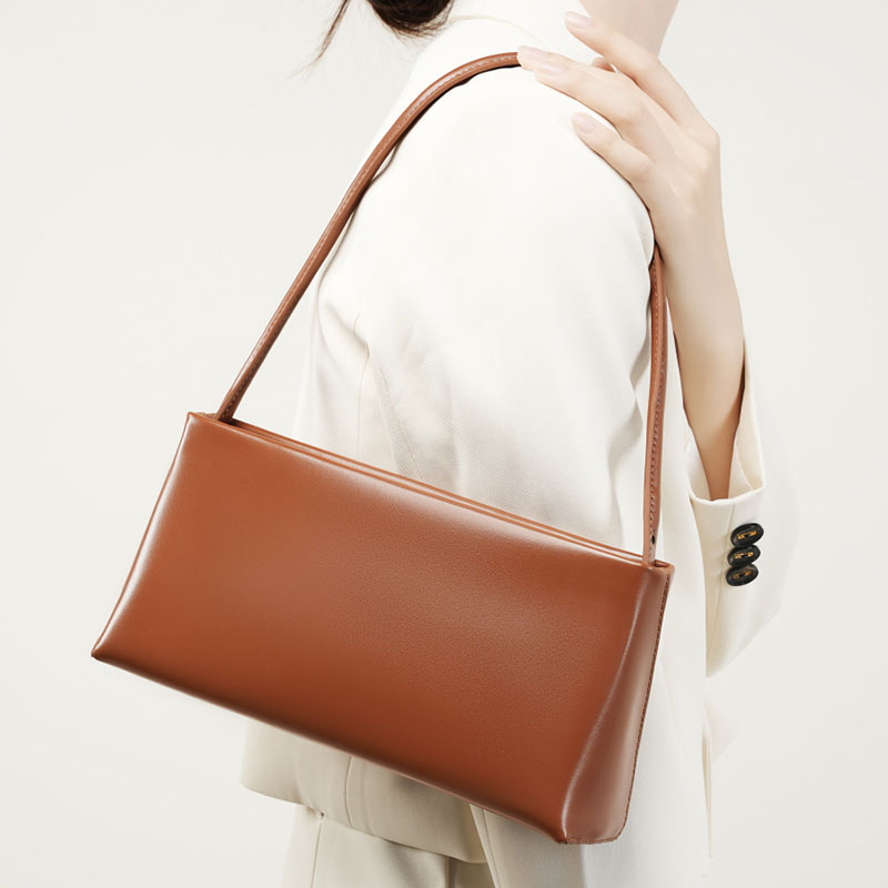 Women's Minimalist Genuine Leather Baguette Bag