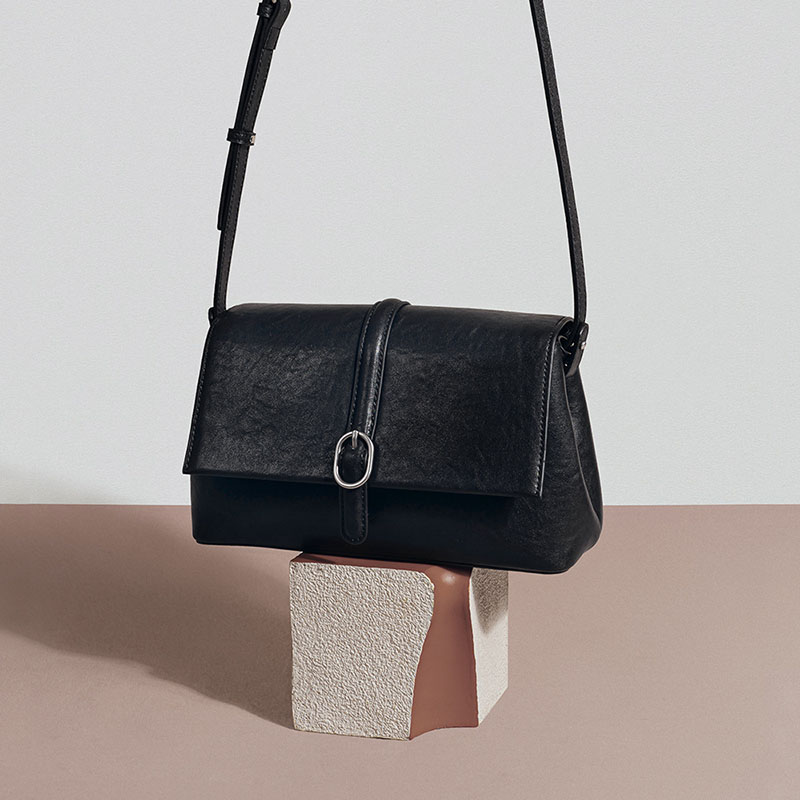 Sac à bandoulière minimaliste en cuir véritable à fermeture magnétique pour femmes