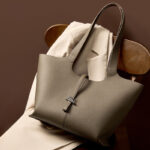 Women's Minimalist Genuine Leather Tote Bag with Clasp Detail