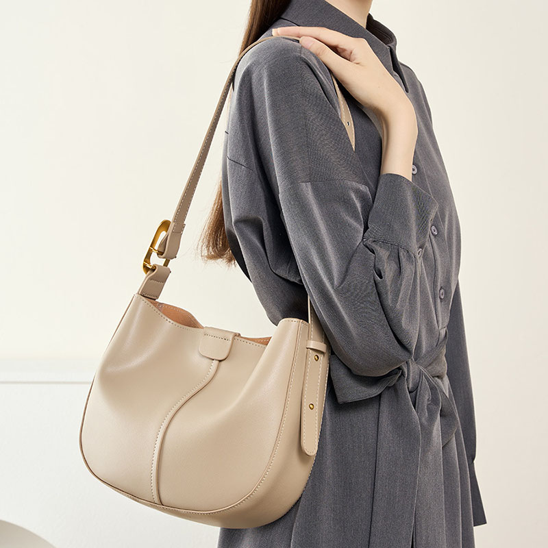 Women's Minimalist Genuine Leather Wide-Strap Shoulder Bag