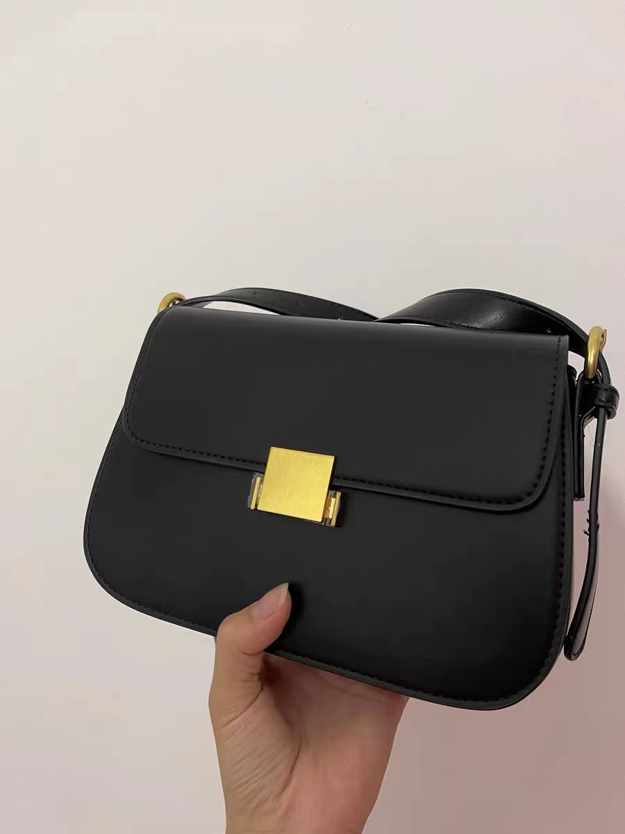 Women's Minimalism Messenger Bags in Genuine Leather photo review