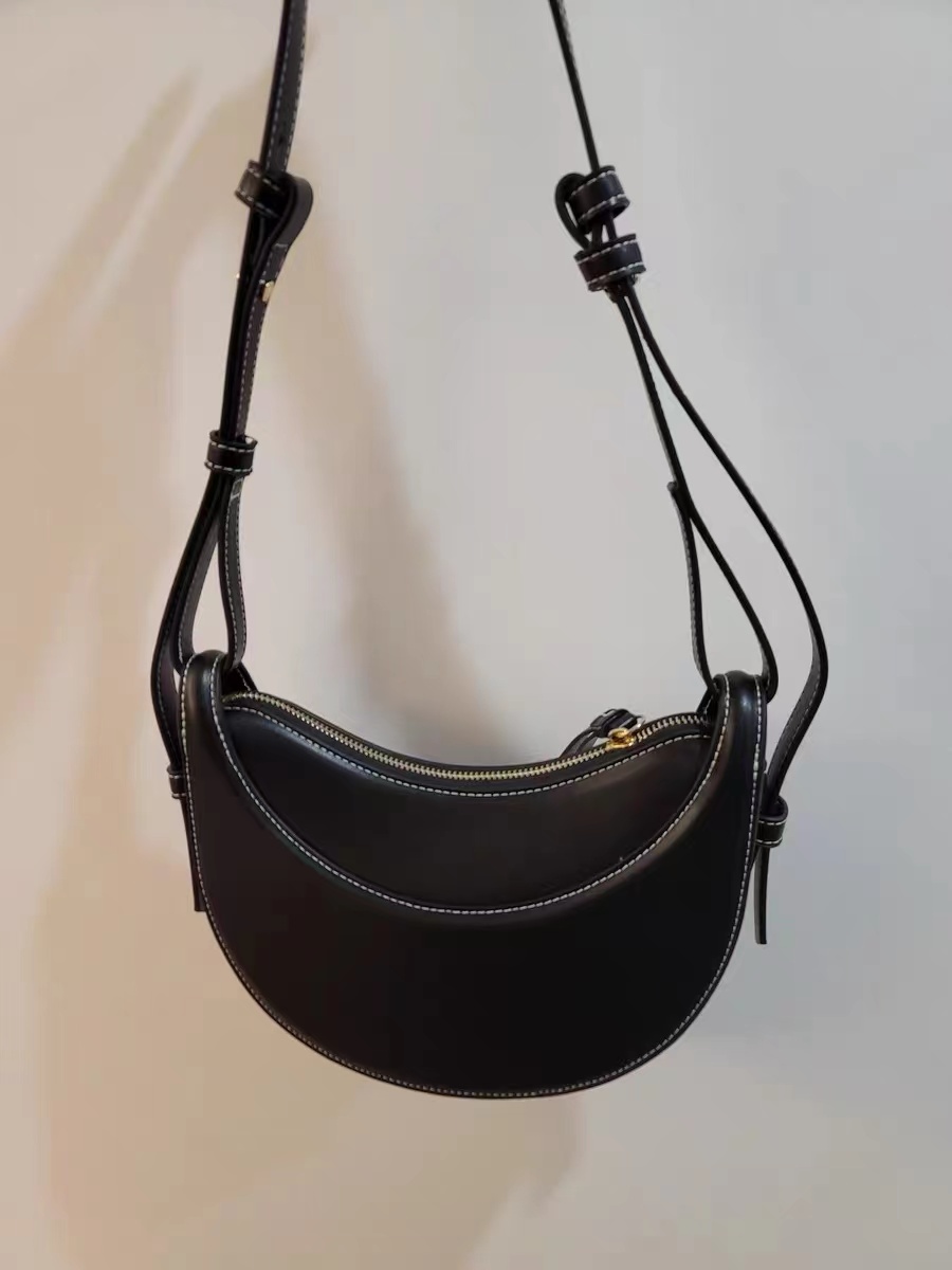 Women's Split Leather Saddle Shoulder Bags photo review