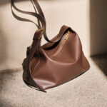 Women's Minimalist Leather Zip-Top Hobo Shoulder Bag