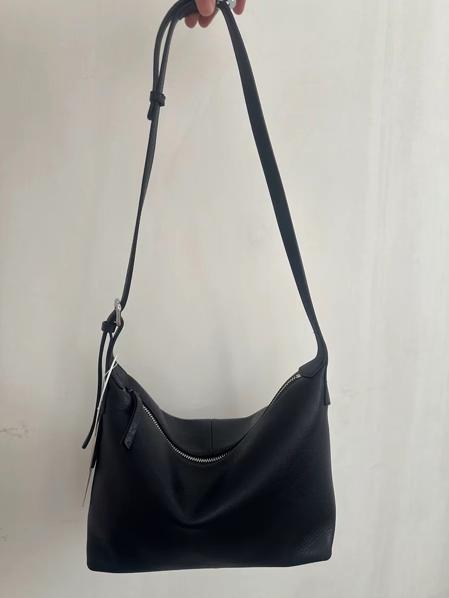 Women's Vintage Genuine Leather Shoulder Hobo Bag photo review