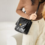 Women's Crinkled Genuine Leather Turnlock Shoulder Bag