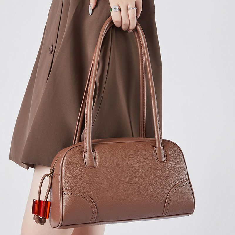 Minimalistische Baguette-Schultertasche aus echtem Leder mit Reißverschluss für Damen