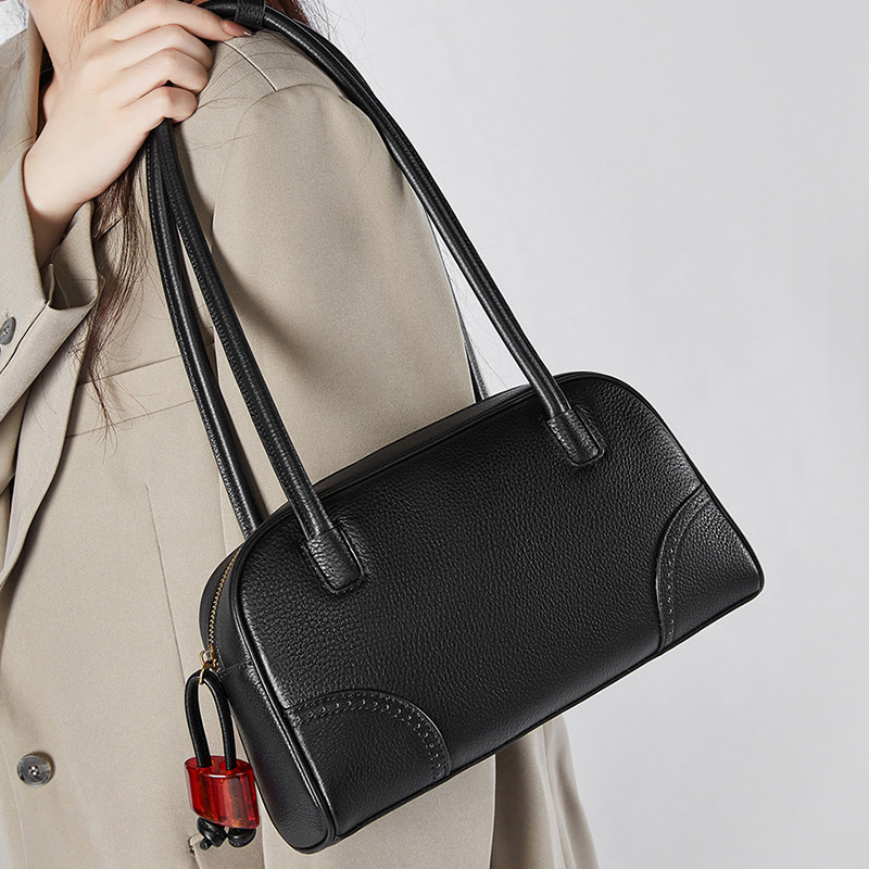 Minimalistische Baguette-Schultertasche aus echtem Leder mit Reißverschluss für Damen